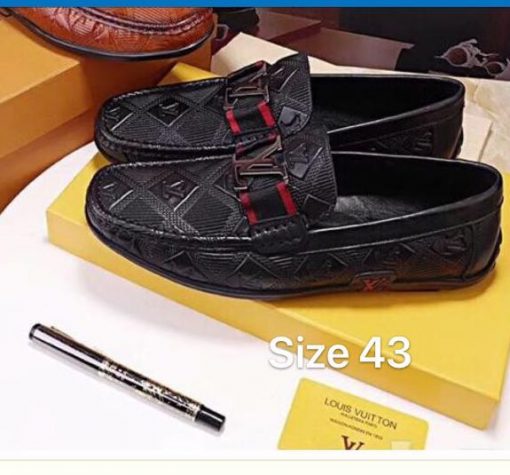 حذاء لويس فيتون للرجال أسود مصنوع