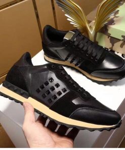 حذاء فالنتينو للرجال أسود اللون مصنوع من الجلد الطبيعي الفاخر