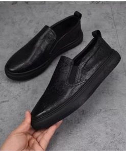 حذاء فيرساتشي رجالي أسود من
