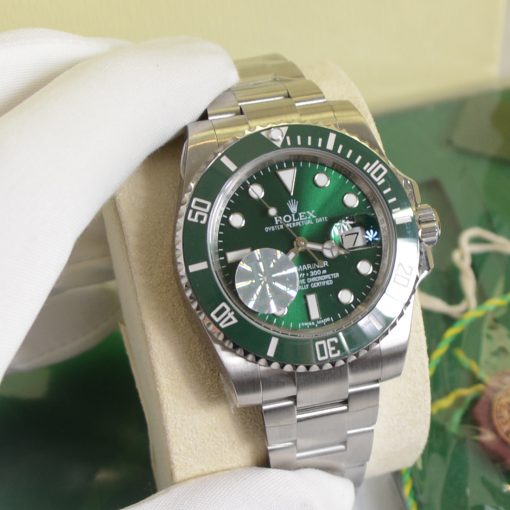 ساعة Rolex ساب مارينر إطار فضي تقليد بأرضية لون أخضر للرجال مقاس 40