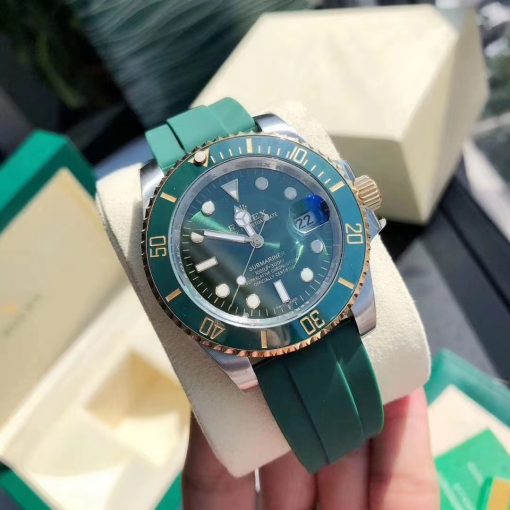 تقليد ساعة Rolex ساب مارينر إطار مطاطي بأرضية لون أخضر للرجال مقاس 40