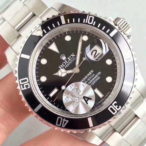 ساعة Rolex ساب مارينر تقليد بإطار فضي وأرضية لون أسود للرجال مقاس 40