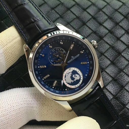 ساعة جيجر لوكولتر تقليد بإطار أسود وأرضيه بلون أزرق
