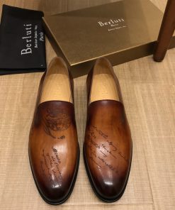 الحذاء الرسمي Berluti بيرلوتي