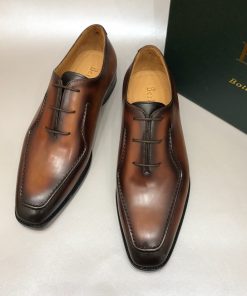 حذاء رسمي بيرلوتي Berluti رائع باللون البني