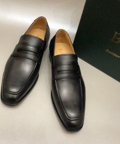 حذاء رسمي بيرلوتي Berluti رائع بلون أسود