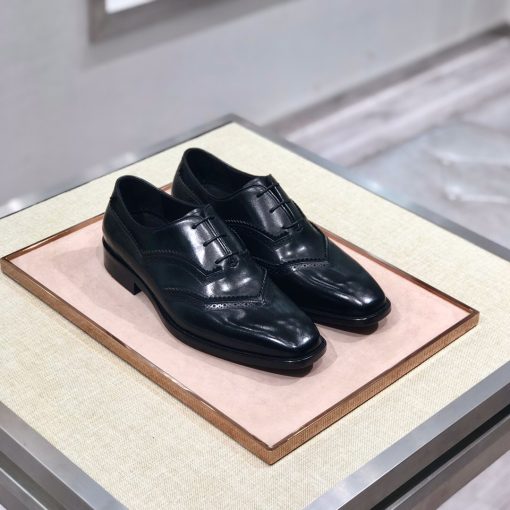 حذاء رسمي مميز ماركة بيرلوتي بلون أسود