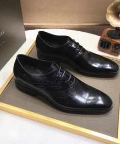 حذاء رسمي ماركة بيرلوتي بلون أسود