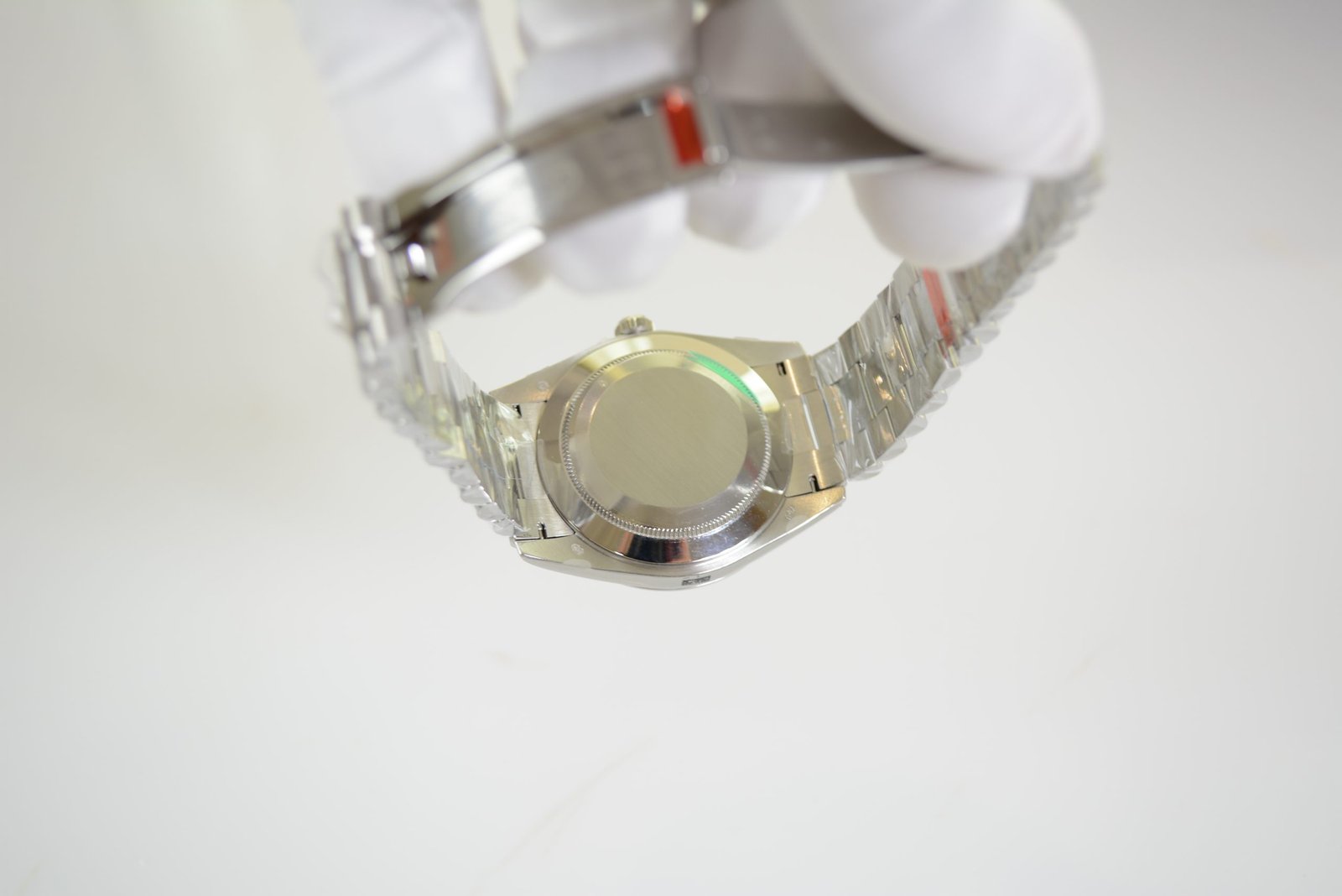 ساعة رولكس داي ديت بالتاريخ والأيام أرضيه لون أبيض للرجال مقاس 40 Rolex - الصورة 9