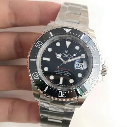 ⁦Rolex تقليد ساعة رولكس ديب سي فضية بأرضية لون أسود للرجال مقاس 44⁩ - الصورة ⁦4⁩
