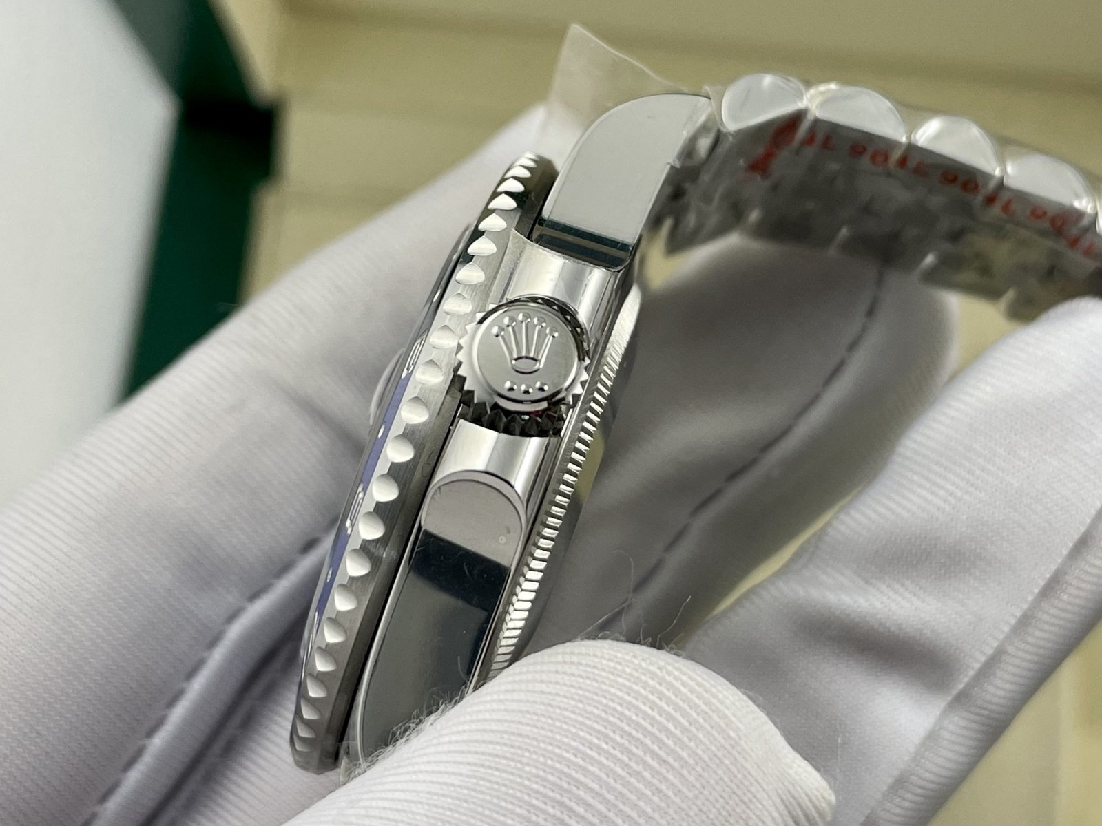 Rolex ساعات رولكس تقليد جي إم تي فضية بالتاريخ بأرضية لون أسود للرجال مقاس 40 - الصورة 5