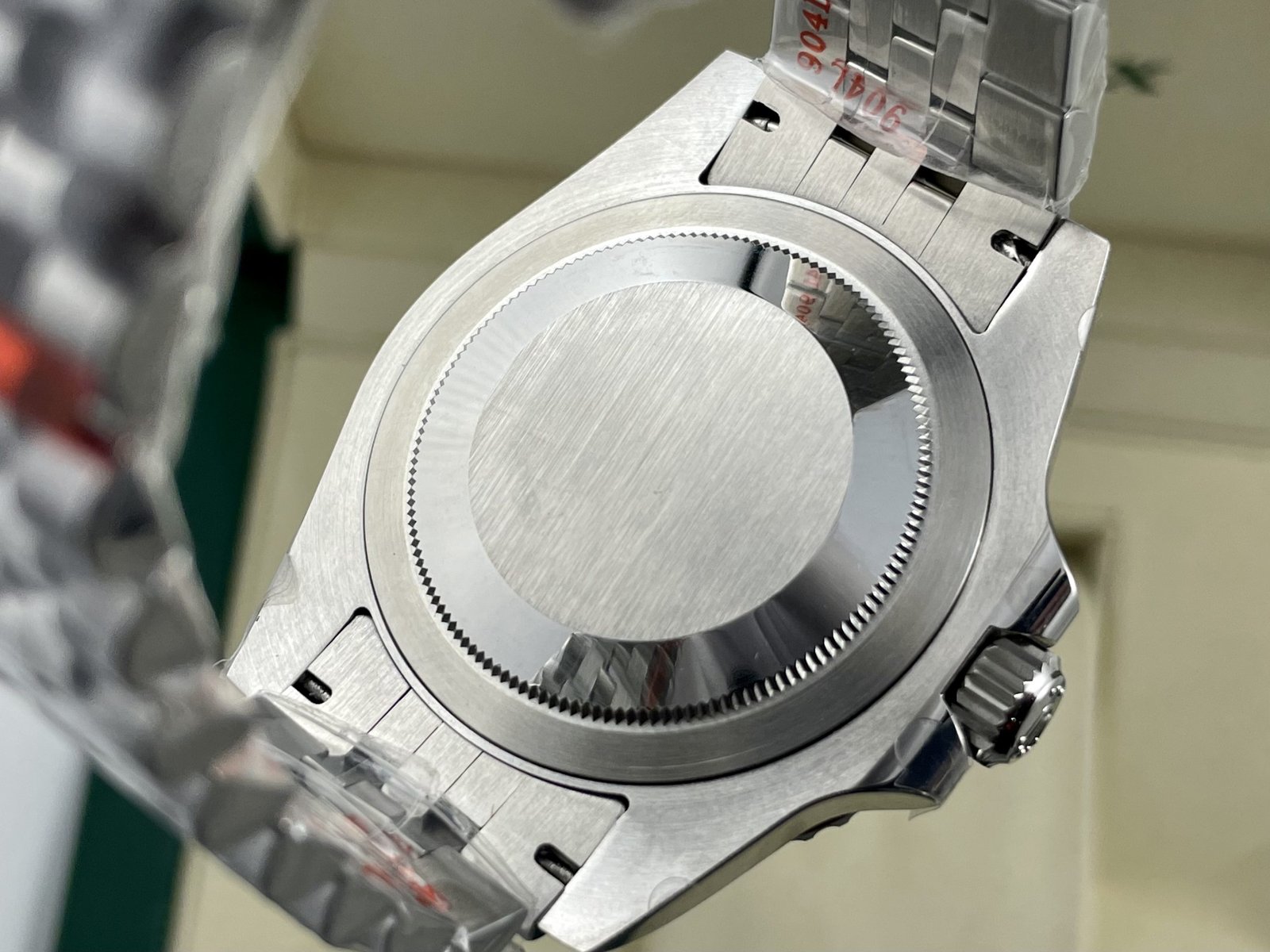 Rolex ساعات رولكس تقليد جي إم تي فضية بالتاريخ بأرضية لون أسود للرجال مقاس 40 - الصورة 8
