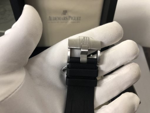⁦Audemars Piguet ساعة تقليد اويمر بيغيه إطار أسود بأرضية لون أبيض للرجال مقاس 42⁩ - الصورة ⁦7⁩