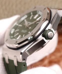 تقليد ساعة Audemars Piguet إطار أخضر بأرضية لون أخضر للرجال مقاس 42