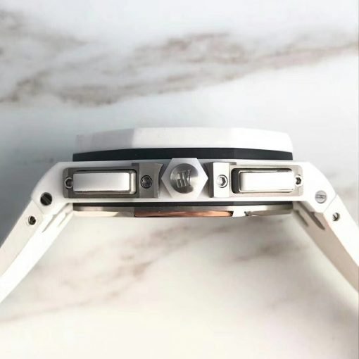 ساعة تقليد Audemars Piguet إطار أبيض بأرضية لون أبيض للرجال مقاس 42